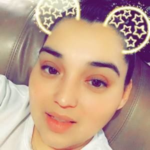 Meet your Posher, Nadia